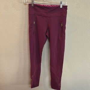 Lululemon Athletica‎ Sz 6 Inspire Tight II Burgundy Leggings